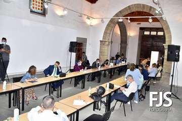  El Pleno aprueba 10 nuevos expedientes de créditos que suman más de 521.000 euros/Francisco Javier Santana.